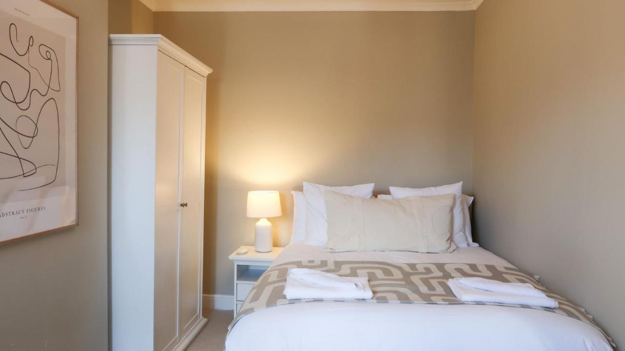 Luxury Living Outside The City Walls - Sleeps Six! Chester Exterior foto