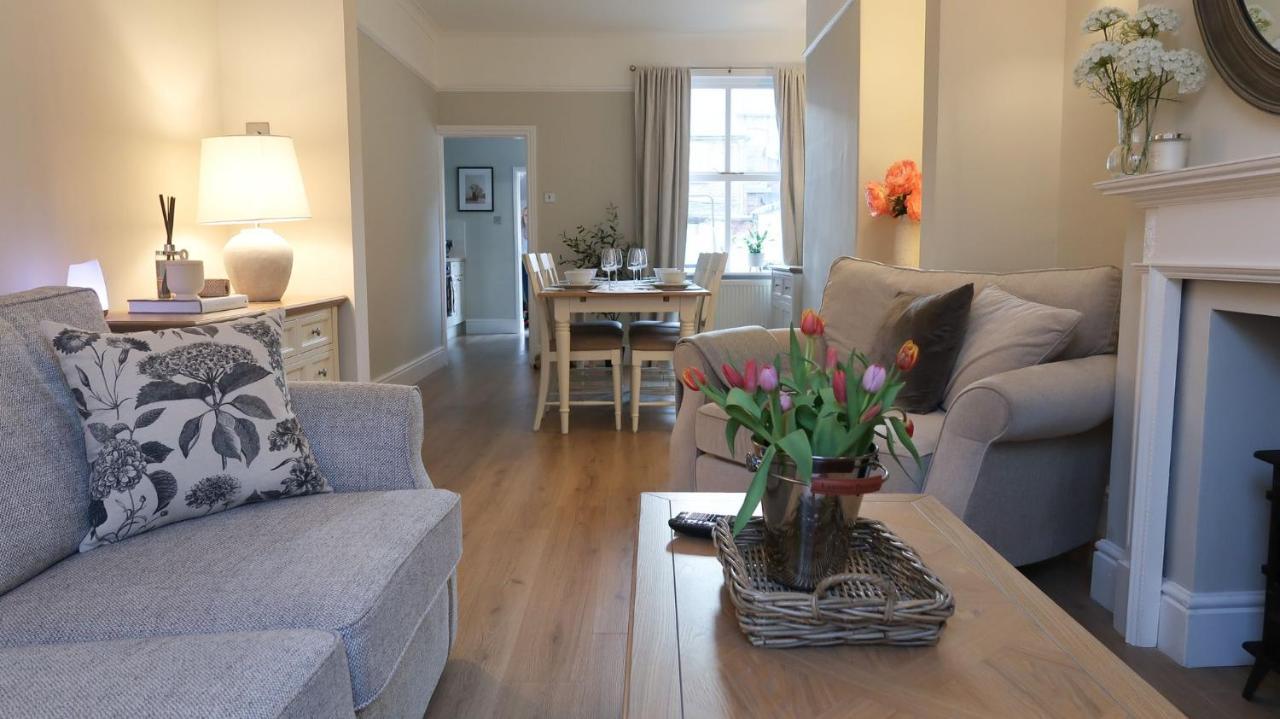 Luxury Living Outside The City Walls - Sleeps Six! Chester Exterior foto