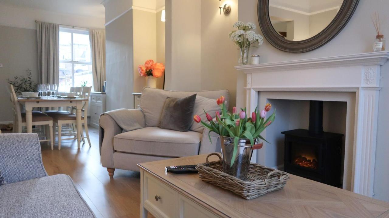 Luxury Living Outside The City Walls - Sleeps Six! Chester Exterior foto
