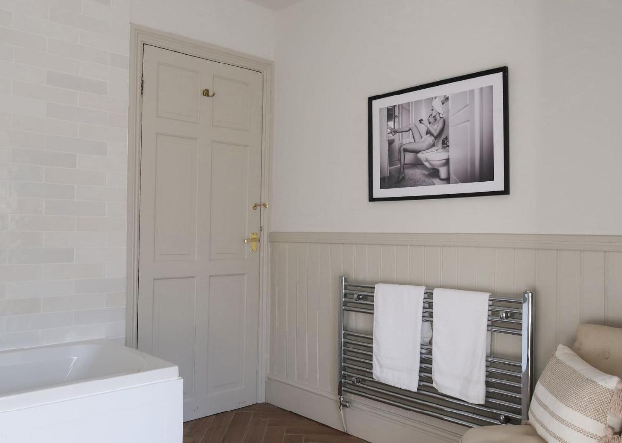Luxury Living Outside The City Walls - Sleeps Six! Chester Exterior foto